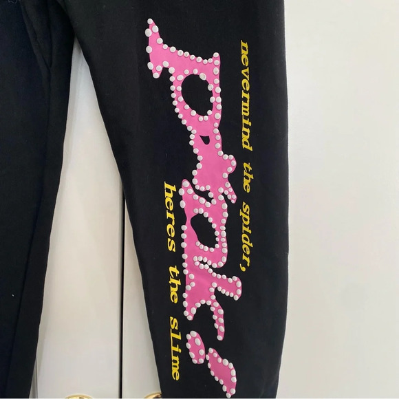 Sp5der P*NK Sweatpants - Picture 4 of 8
